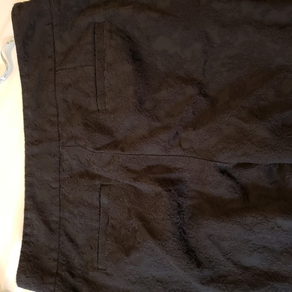 Patterned Pants by Laundry - Picture 5 of 6